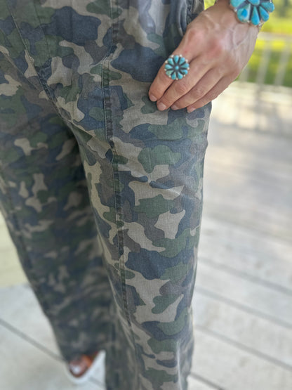 Holli Camo